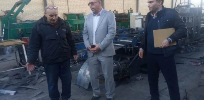 بررسی مشکلات واحدهای صنعتی دژین سازان مرکزی و صدف نارون پدر  طی بازدید رئیس اداره صمت شهرستان دماوند
