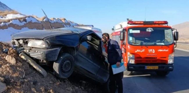 حادثه انحراف از مسیر خودرو سواری پراید در محور دماوند – فیروزکوه محدوده آرو