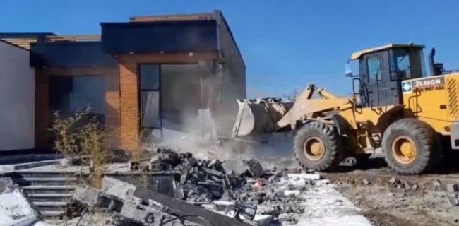 مقابله با ساخت‌وسازهای غیرمجاز در اراضی کشاورزی شهرستان دماوند/ قلع و قمع ۲۲۰ فقره ساخت‌وساز غیرمجاز در منطقه جابان