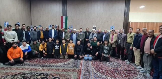 برگزاری جلسه بصیرتی ویژه بسیجیان پایگاه شهدای بدر روستای اوچونک با حضور فرمانده سپاه شهرستان دماوند برگزاری جلسه بصیرتی ویژه بسیجیان پایگاه شهدای بدر روستای اوچونک با حضور فرمانده سپاه شهرستان دماوند