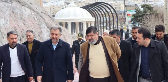 افتتاح پروژه‌های عمرانی شهرداری رودهن همزمان با نهمین روز از ایام الله دهه فجر