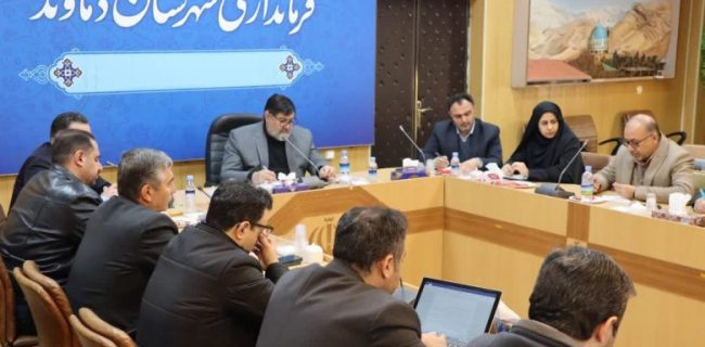 نخستین اولویت ما، حمایت از صنوف داخل شهرستان دماوند است/ اصناف بومی در اولویت فروش و عرضه قرار گیرند/ شهرداران دستفروشان و سد معبر را ساماندهی کنند