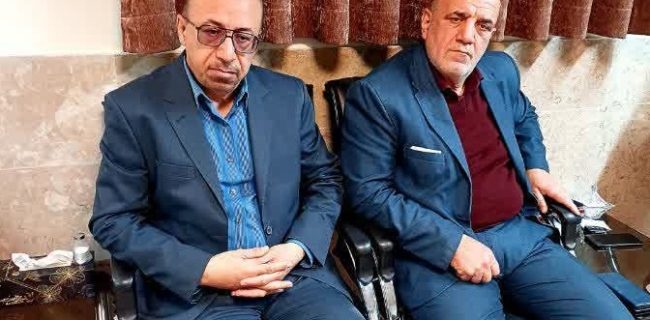 دیدار نوروزی برخی از مسئولین شهرستان دماوند با امام جمعه بخش رودهن/ حجت‌الاسلام حسینی: مسئولین با نظارت مستمر و مؤثر بر بازار جلوی گرانفروشی در بخش رودهن را بگیرند