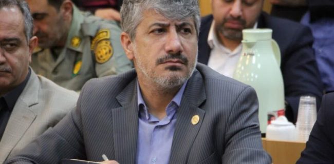 دستورالعمل‌های جمع‌آوری سگ‌های بلاصاحب ناقص و دست‌وپا گیر است/ شهرداری دماوند تا حد زیادی نسبت به کاهش جمعیت سگ‌ها اقدام کرد/ برخی موضوعاتی درباره شهرداری در فضای مجازی پایه و اساس درستی ندارد/ آیا یک رسانه می‌تواند کفایت مدیران را تشخیص دهد؟