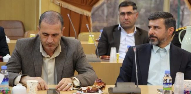 توزیع بیش از ۱۰۰ تن گوشت و مرغ تنظیم بازار در شهرستان دماوند/ مقابله و پیشگیری با ۲۵۰ مورد ساخت و ساز غیرمجاز در دماوند طی ایام نوروز ۱۴۰۴/ مشکلی در تأمین کالاهای اساسی در نوروز نداشتیم توزیع بیش از ۱۰۰ تن گوشت و مرغ تنظیم بازار در شهرستان دماوند/ مقابله و پیشگیری با ۲۵۰ مورد ساخت و ساز غیرمجاز در دماوند طی ایام نوروز ۱۴۰۴/ مشکلی در تأمین کالاهای اساسی در نوروز نداشتیم