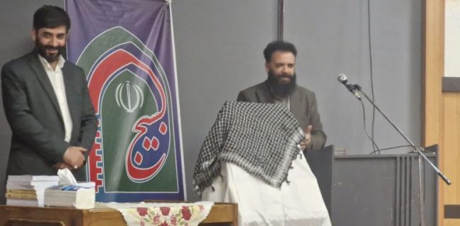 همایش بسیج اصناف شهرستان دماوند در حمایت از مردم مظلوم غزه/ رونمایی از کتاب «معراجیان بازار» مروری بر زندگانی شهدای اصناف شهرستان دماوند