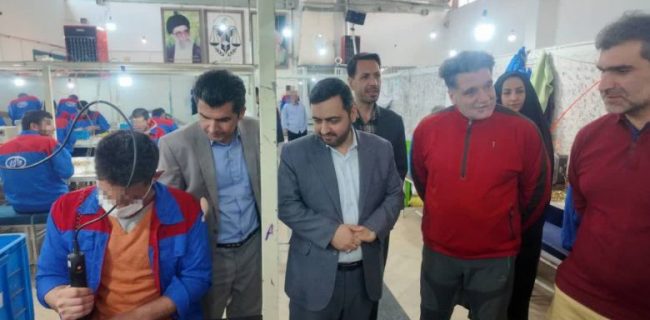 بازدید رئیس آموزش و پرورش از قسمت‌های آموزشی، کلاس‌های نهضت سوادآموزی و اشتغال زندانیان ندامتگاه دماوند/ ۵۰ زندانی دماوندی در حال تحصیل دوره‌های سه گانه سوادآموزی هستند