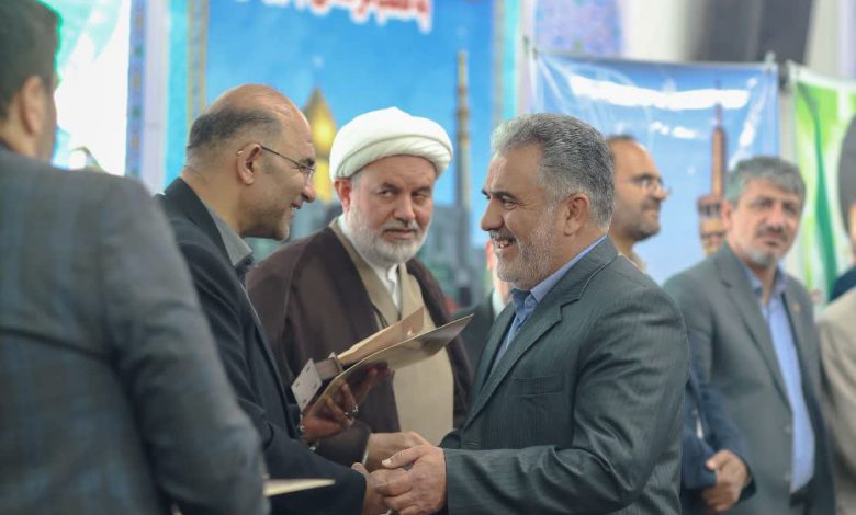 همایش تکریم و بزرگداشت امامزادگان شهرستان دماوند در آستان مقدس امامزاده هاشم(ع)