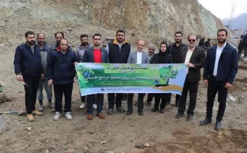 مراسم بزرگداشت هفته منابع طبيعي و کاشت درخت در ورودی شهر رودهن مراسم بزرگداشت هفته منابع طبیعی و کاشت درخت در ورودی شهر رودهن