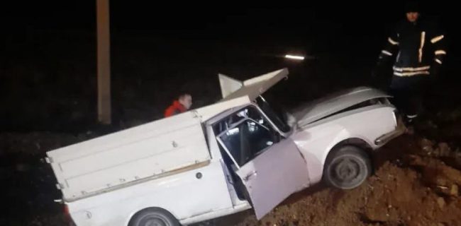 حادثه برخورد تریلر حامل‌ بار کناف با وانت پیکان در محور دماوند – فیروزکوه محدوده آبسرد