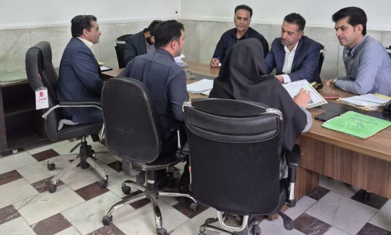 نشست هیئت قانون ساماندهی و حمایت از عرضه مسکن جهت صدور سند املاک داخل بافت روستاهای شهرستان دماوند