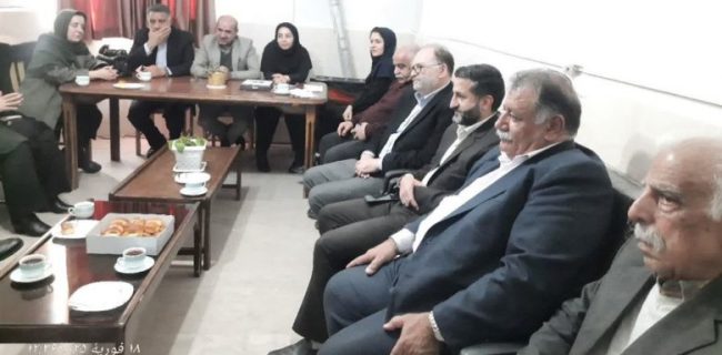 حضور چهره ماندگار پزشکی کشور در جمع خیرین سلامت رودهن/  لزوم کمک‌های خیرین و روند تشکیل هئیت امنای خیرین