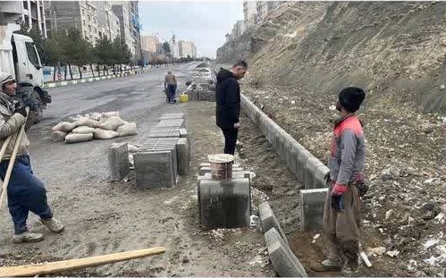 احداث و بهسازی شبکه‌های هدایت و جمع‌آوری آب‌های سطحی شهر رودهن