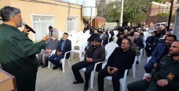 برگزاری آیین معنوی «آبروی محله» به یاد شهیدان والامقام باقرحسین محسنی و محمد غفور محسنی در شهر کیلان برگزاری آیین معنوی «آبروی محله» به یاد شهیدان والامقام باقرحسین محسنی و محمد غفور محسنی در شهر کیلان