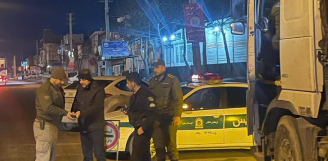 با دستور دادستان دماوند ۴ دستگاه تریلی زباله یکی از شهرهای شمالی کشور در جابان دماوند متوقف شد / ۸ نفر بازداشت و تریلی‌ها در مرکز دفن زباله دماوند توقیف‌اند