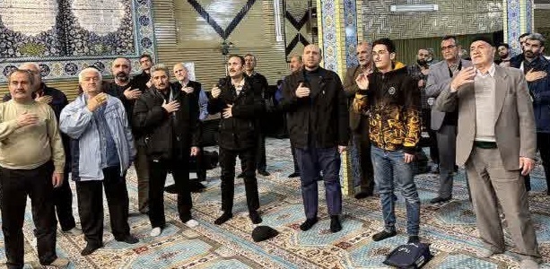 مراسم شام غریبان سیدحسن نصرالله و هاشم صفی‌الدین در مسجد جامع علی‌ابن‌ابیطالب(ع) شهر رودهن