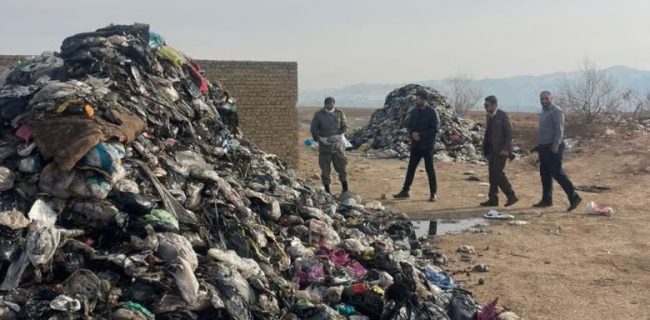 اعلام جرم محیط زیست علیه عاملین تخلیه زباله شبانه در دماوند/ زباله مربوط به یکی از شهرهای شمالی کشور است اعلام جرم محیط زیست علیه عاملین تخلیه زباله شبانه در دماوند/ زباله مربوط به یکی از شهرهای شمالی کشور است