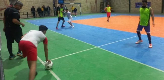 آغاز مسابقات فوتسال جام بازی‌های بومی محلی جام فجر در روستای آرو شهرستان دماوند