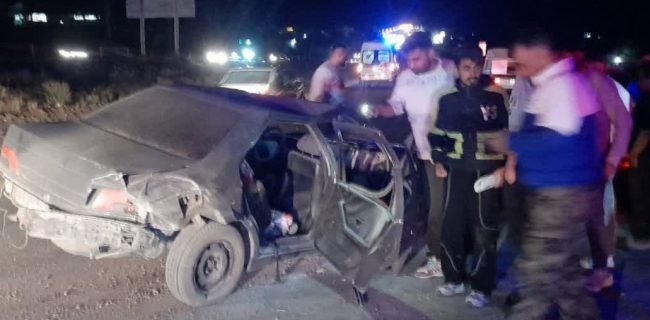برخورد شدید پژو ۴۰۵ با خاکریز در محور تهران-فیروزکوه/ مصدومان راهی بیمارستان شدند برخورد شدید پژو ۴۰۵ با خاکریز در محور تهران-فیروزکوه/ مصدومان راهی بیمارستان شدند