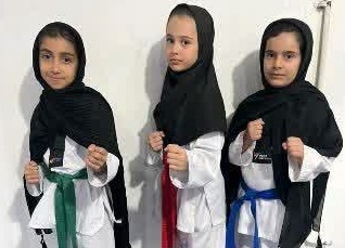 درخشش تکواندوکاران آکادمی امیران از شهرستان دماوند در مسابقات قهرمانی شکوفه‌های استان تهران