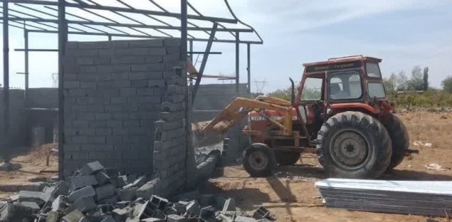 ۳۱ فقره ساختوساز غیرمجاز در اراضی کشاورزی سربندان دماوند تخریب شد ۳۱ فقره ساختوساز غیرمجاز در اراضی کشاورزی سربندان دماوند تخریب شد