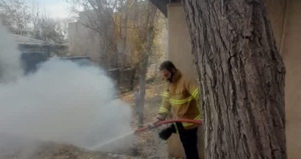 تداوم گشت و پایش مشترک محیط‌بانان و آتش‌نشانی برای مقابله با پسماندسوزی در دماوند