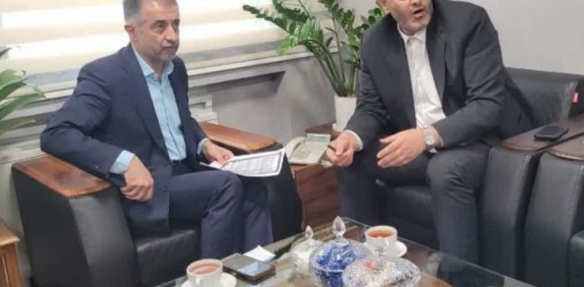 پیگیری نماینده دماوند و فیروزکوه در مجلس برای رفع چالشهای تولیدکنندگان/ لزوم تقویت زیرساختهای کشاورزی در شرق استان تهران پیگیری نماینده دماوند و فیروزکوه در مجلس برای رفع چالشهای تولیدکنندگان/ لزوم تقویت زیرساختهای کشاورزی در شرق استان تهران
