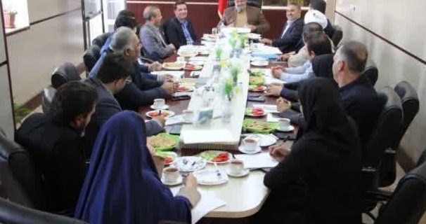 حمایت فرمانداری دماوند از درآمدزایی پایدار دانشگاه آزاد/ پیگیری احداث مزرعه خورشیدی در دستور کار است حمایت فرمانداری دماوند از درآمدزایی پایدار دانشگاه آزاد/ پیگیری احداث مزرعه خورشیدی در دستور کار است