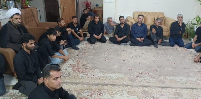 دیدار مسئولان شهرستان دماوند با خانواده پاسدار شهید طاها عبدی