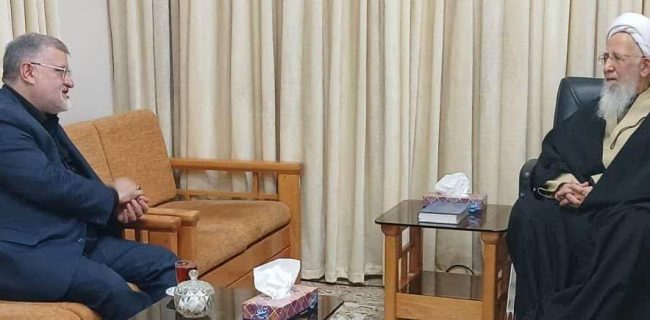 تأکید بر خدمت بی‌منت به مردم در دیدار استاندار تهران با آیت‌الله العظمی جوادی آملی از مراجع عالی‌قدر شیعه در دماوند