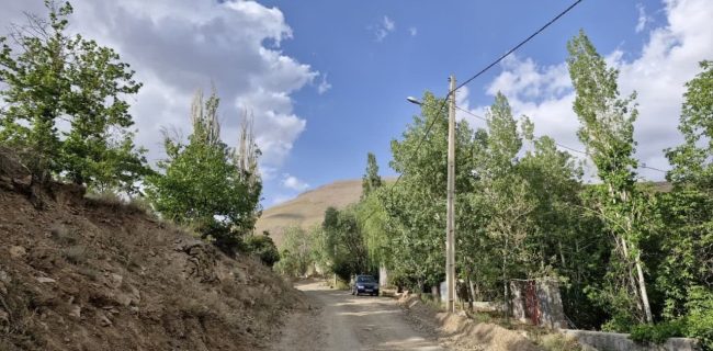 مطالبه باغداران و مالکان مسیر تیزآب از شهرداری دماوند برای بهسازی جاده