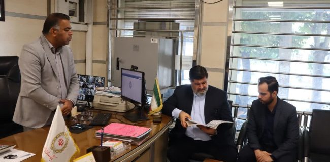 بازدید سرزده فرماندار دماوند از بانک ملّی شعبه گیلاوند/حیدری آزاد: بانک‌ها ضمن رعایت چهارچوب‌های کاری روند پرداخت تسهیلات را ساده تر کنند