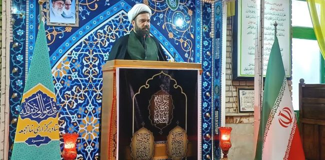 امام جمعه آبسرد: وفاق‌شکنی خدمت به دشمن است / ضرورت تغییر الگوی مصرف آب