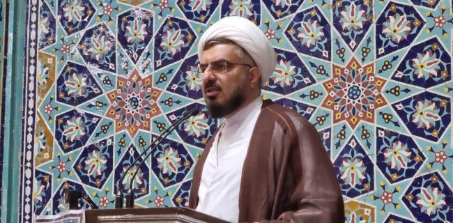 امام جمعه دماوند: اتحاد جهان اسلام، کابوس آمریکا و صهیونیسم/ اخراج آمریکا از منطقه رسالت جبهه مقاومت است