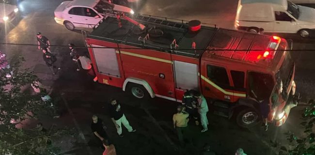 مهار آتش‌سوزی در مرکز خرید عسگری شهر رودهن با تلاش آتش‌نشانی و همکاری شهروندان