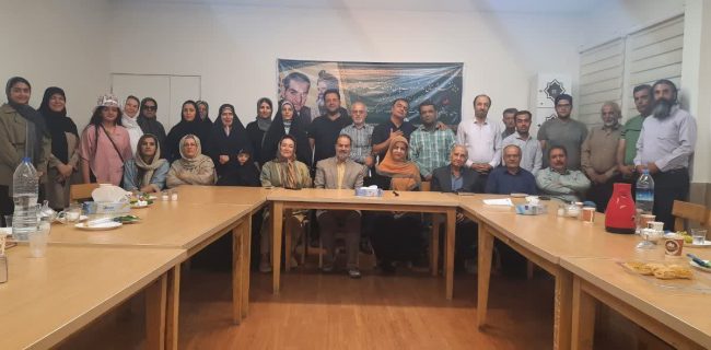 برگزاری عصر شعر در کتابخانه عمومی بعثت شهر آبسرد به مناسبت روز ملی شعر و ادب فارسی و بزرگداشت استاد سید محمدحسین بهجت تبریزی (شهریار)