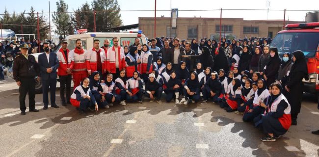 برگزاری مانور زلزله و ایمنی در دبیرستان حضرت خدیجه (س) شهر دماوند