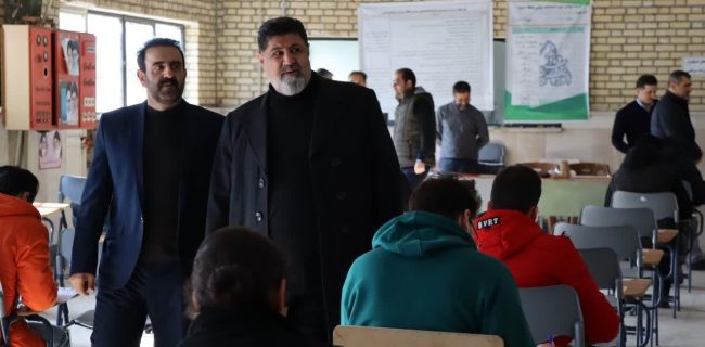 بازدید فرماندار شهرستان دماوند از حوزه‌های امتحان نهایی/ تخصیص ۱۱ قطعه زمین برای احداث مدارس جدید در شهرستان دماوند