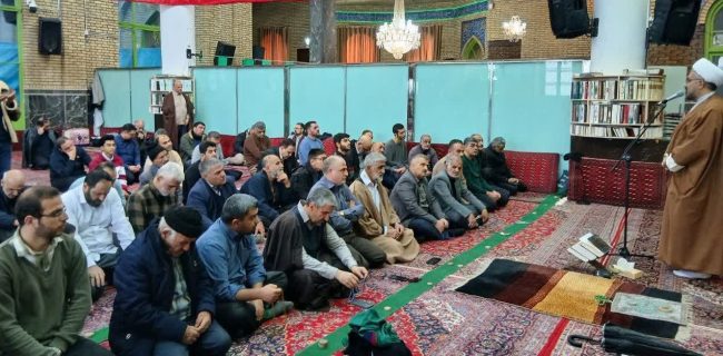 آغاز آیین معنوی اعتکاف در مسجد جامع دماوند