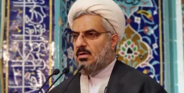 امام جمعه دماوند: تربیت صحیح نسل نو، تضمین‌کننده ایران قوی است/ دشمن در فتنه‌افروزی دانشگاهی ناکام ماند