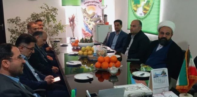 بازدید سرزده معاون وزیر جهاد کشاورزی از اداره منابع طبیعی دماوند/ تأکید بر برخورد قاطع با متصرفان اراضی ملی و تقویت یگان حفاظت/ صدور دستور فوری برای ارتقای لجستیک و رسیدگی به مطالبات کارکنان