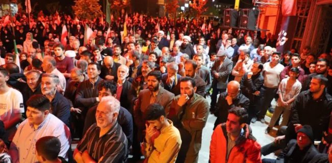 همزمان با تشییع پیکر شهید گمنام؛ شصت‌وهشتمین حماسه حضور مردم شهرستان دماوند رنگ و بوی شهادت گرفت