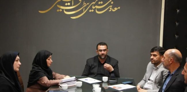 برگزاری نشست هماهنگی نمایشگاه مشاغل خانگی در دماوند/ حضور بیش از ۶۰ کارآفرین در طرح «هزار میدان، هزار بازار»