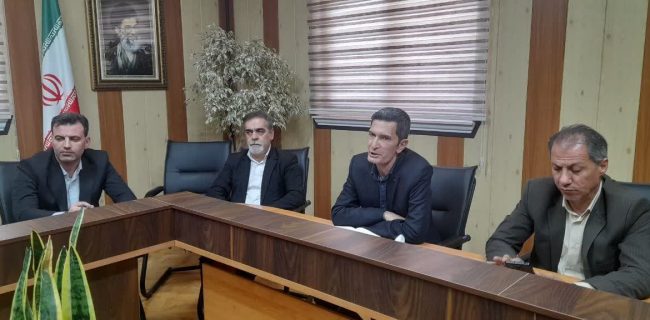 دیدار مدیرکل منطقه پستی شمال شرق استان تهران با شهردار آبعلی/ تأکید بر تسریع اجرای طرح پلاککوبی و «جینف» دیدار مدیرکل منطقه پستی شمال شرق استان تهران با شهردار آبعلی/ تأکید بر تسریع اجرای طرح پلاککوبی و «جینف»