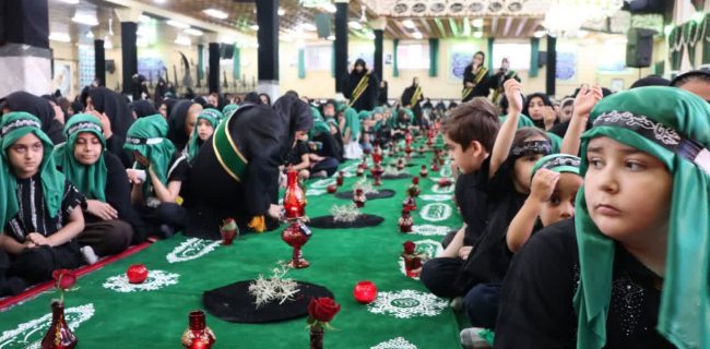 برپایی بزرگترین سفره جهانی حضرت رقیه(س) در شهر دماوند برپایی بزرگترین سفره جهانی حضرت رقیه(س) در شهر دماوند