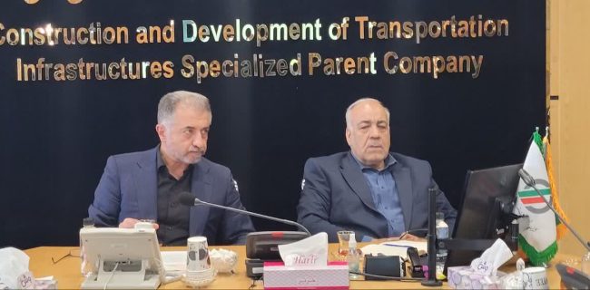 پیگیری اعتبارات عمرانی در دیدار با معاون وزیر راه با نماینده مجلس پیگیری اعتبارات عمرانی در دیدار با معاون وزیر راه با نماینده مجلس