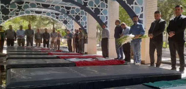 در نخستین روز از هفته دولت؛ غبارروبی گلزار شهدای آبعلی و تجلیل از خانواده شهید بابایان در نخستین روز از هفته دولت؛ غبارروبی گلزار شهدای آبعلی و تجلیل از خانواده شهید بابایان
