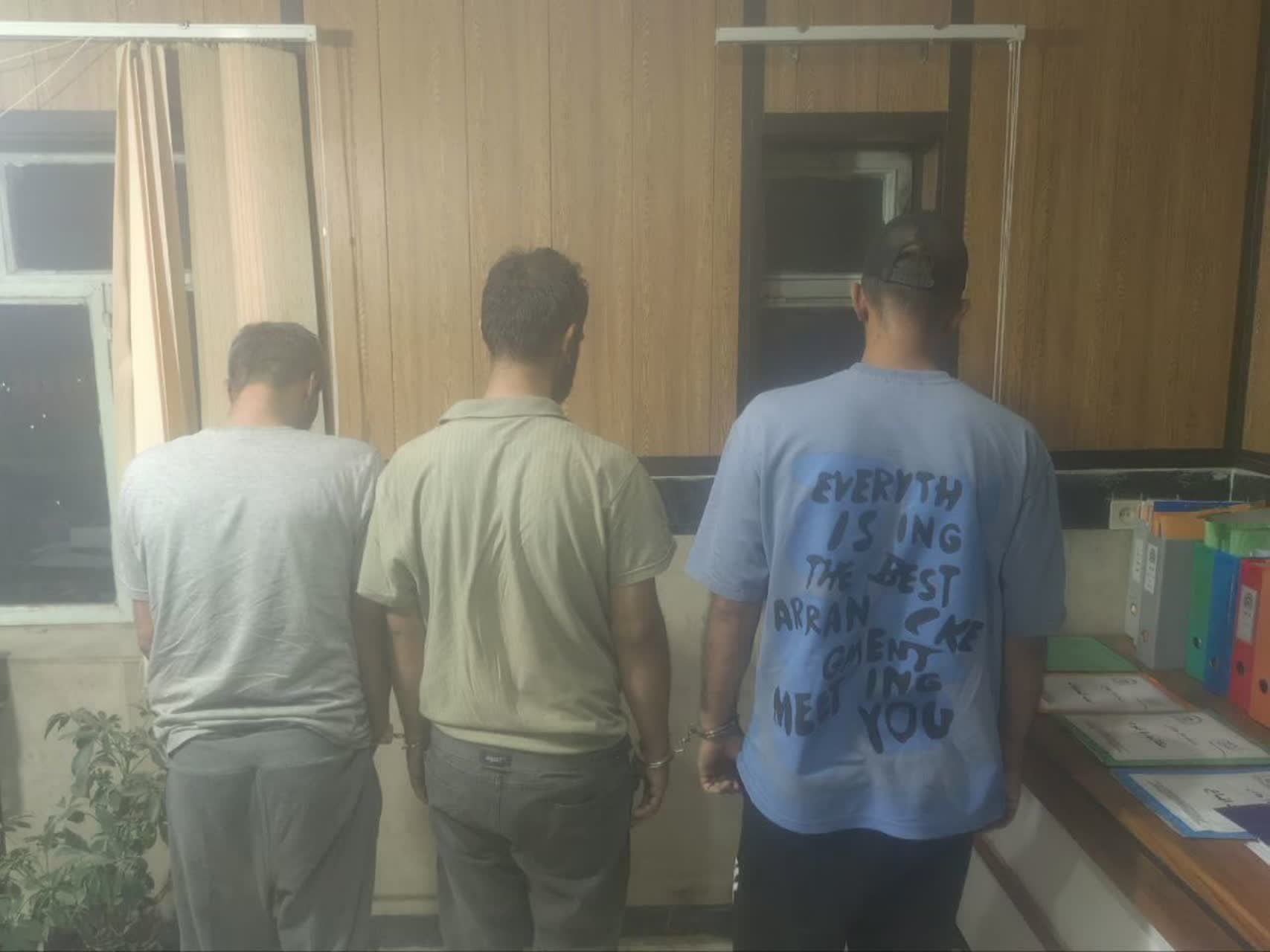 دستگیری سارقان کابلهای مخابراتی توسط مأموران پاسگاه انتظامی جابان دستگیری سارقان کابلهای مخابراتی توسط مأموران پاسگاه انتظامی جابان