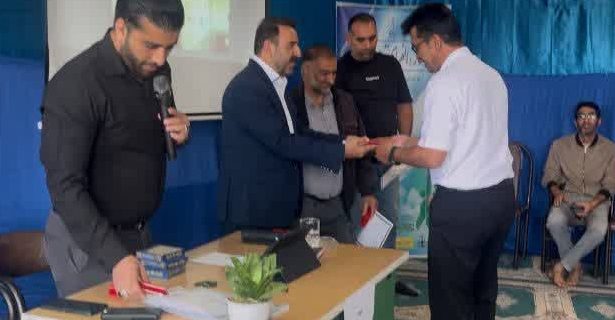 مدیر آموزش‌وپرورش دماوند: مشارکت خانواده‌ها و تعامل سازنده با مدرسه، زمینه‌ساز رشد و شکوفایی استعدادهای دانش‌آموزان است