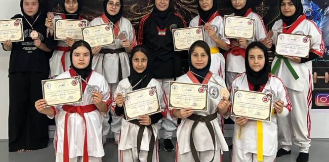 کسب مقام نایبقهرمانی دختران رزمیکار شهرستان دماوند در مسابقات سلاح سرد و دفاع شخصی استان تهران کسب مقام نایبقهرمانی دختران رزمیکار شهرستان دماوند در مسابقات سلاح سرد و دفاع شخصی استان تهران